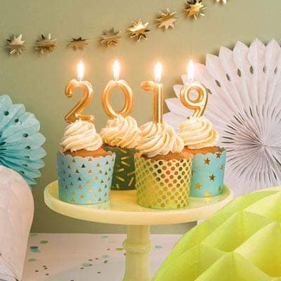 Balloonistics Gold Number 2 Birthday Candle – Metallic Gold Two Numeral Cake Candle for 2nd Birthday, 2nd Anniversary & Custom Age Celebration thumbnail 3