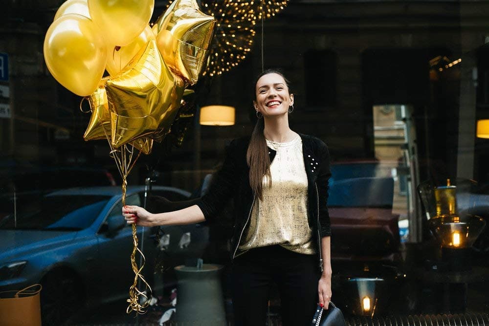 Balloonistics Metallic Gold Latex Balloons – Pack of 50 Premium Golden Party Balloons for Birthday & Anniversary Decoration thumbnail 8
